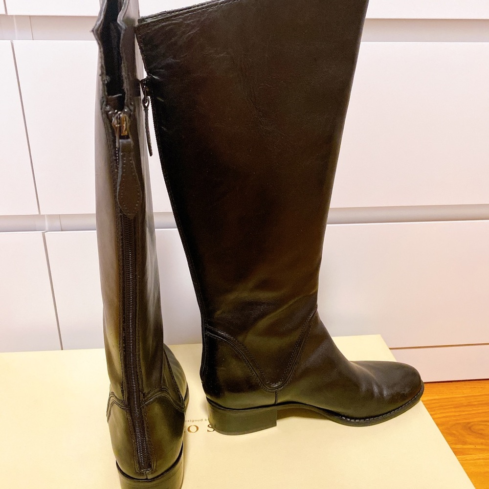 Black Boots - Picture 4 of 6